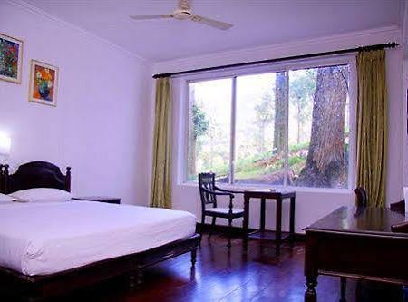 Oak Field Resort Munnar Bagian luar foto
